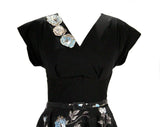 Size 8 Gorgeous 1950s Dress - Mid Century 50s Glamour - Black Fitted Bodice & Full Skirt - Sky Blue Long Stemmed Roses Print - Waist 27