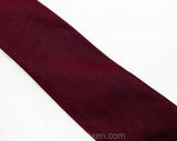 50s Maroon Sharkskin Tie - 1950s Dark Red MCM Skinny Necktie - Mid Century Modern 50's - Geometric Rectangles Pattern Brocade - Donegal