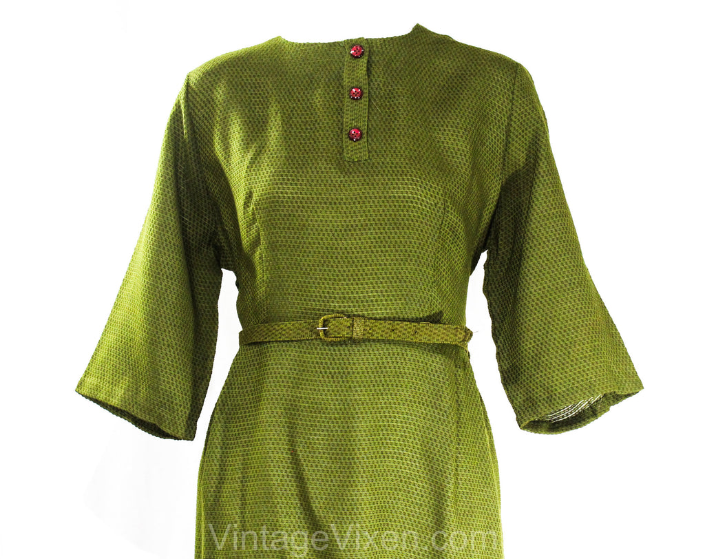 Size 14 Olive Green 1960s Tailored Dress & Belt - Large Petite 60s Avo Vintage Vixen Clothing Size 14 Olive Green 1960s Tailored Dress & Belt - Large Petite 60s Avo Vintage Vixen Clothing