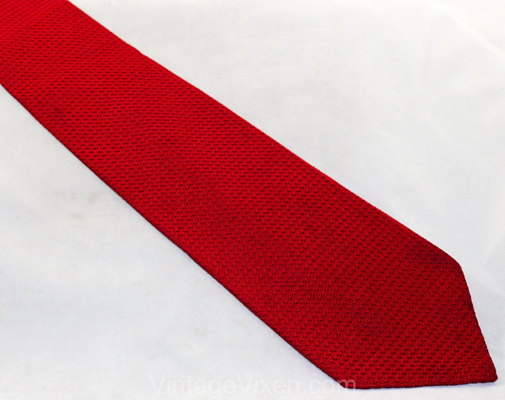 Very Wide 1970s Tie -Maroon Burgundy Red Mens Necktie from Italy - 70s Men's Textured Silk Neck Tie - Jet Setter Label by Louis Boston
