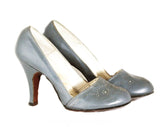 Size 5 1940s Gray Heels - Fog Leather Shoes with Spectator Style Broguing & Fleur De Lis - 5B Small Pumps - 40's 50's NOS Deadstock