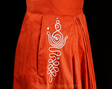 XXS 1950s Full Skirt - Terracotta Coral Orange 50s Cotton Pleated with White Cord Soutache - Size 000 50's with Pockets - Waist 21.5