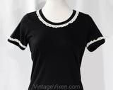 XS Cute Black Tee - Size 2 Black Cotton Jersey 70s 80s T Shirt - Casual Preppy TShirt with White Eyelet Lace Trim - Summer Top - Bust 33