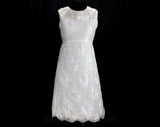 Size 4 Mini Dress - 1960s Sleeveless White Lace Hippie Innocent Go-Go Party Dress - Empire Waist - Summer 1968 Bergdorf Goodman - Bust 34