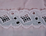 Size 8 Pale Pink 1950s Peasant Dress - Folk Style 50s Cotton Sun Dress - Eyelet Lace - Puff Sleeve - With Sash - Waist 26.5 - 42330
