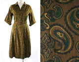Size 10 Paisley 1950s Dress - Mocha Brown 50s Shirtwaist Style Two Piece Set - Cuffable Sleeves - Cotton Print Outfit With Belt - Waist 29