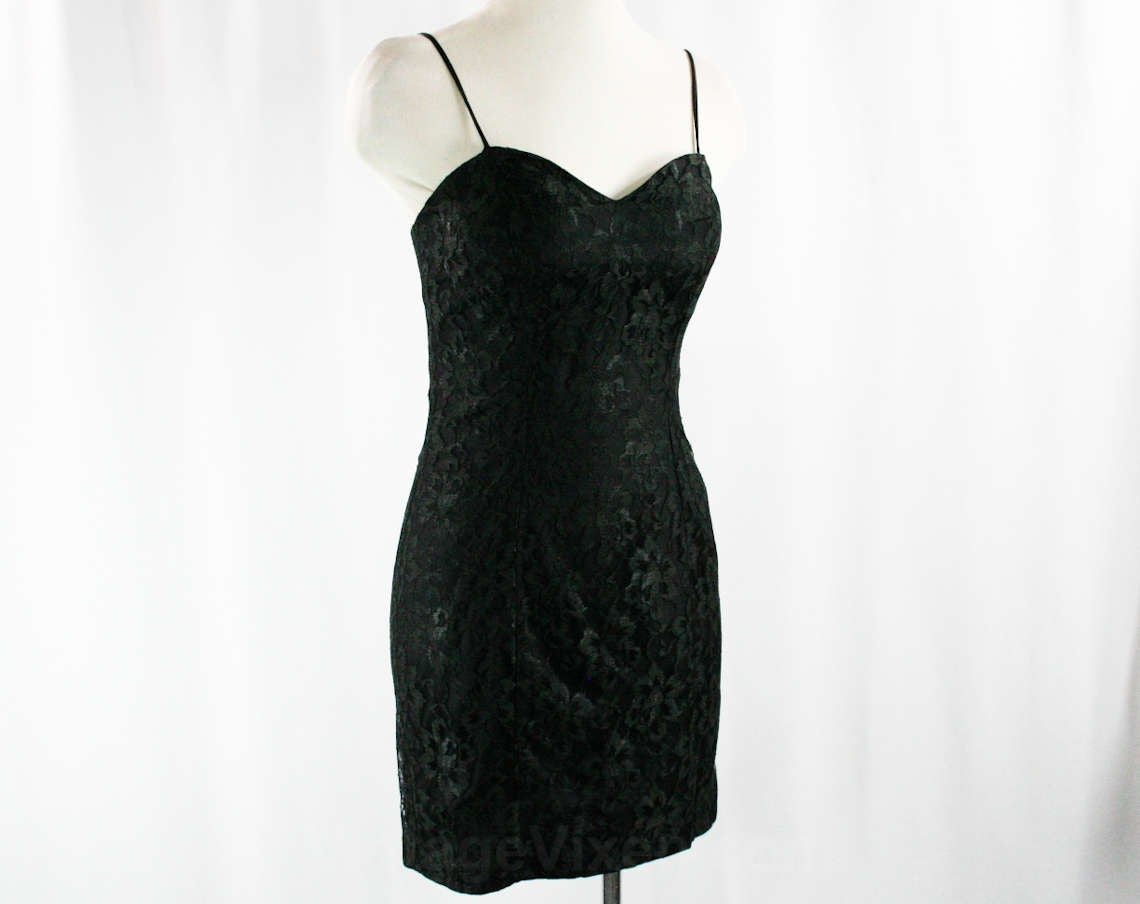 Size 2 Flirty 1990s Black Lace Fitted Dress - XXS Mini Dress - Club We Vintage Vixen Clothing Size 2 Flirty 1990s Black Lace Fitted Dress - XXS Mini Dress - Club We Vintage Vixen Clothing