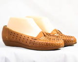 Size 6.5 Leather Shoes - Cute Tan Huarache Style Design - 1990s Light Brown Boho Flats with Woven Trim - Made in USA - 90s Deadstock 6 1/2 M