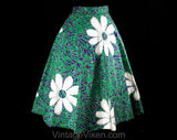 XXS 1950s Daisy Print Full Skirt - Size 2 Green & Purple Cotton 40s 50s - Swing Era Teen Bobby Soxer Cute - Big Flowers - Waist 24 - 50137