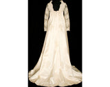 Size 4 Wedding Dress with Train - Sophisticated 1960s Peau du Soie Empire Bridal Gown - Bust 33 - Waist 28.5 - Mint Condition - 32781