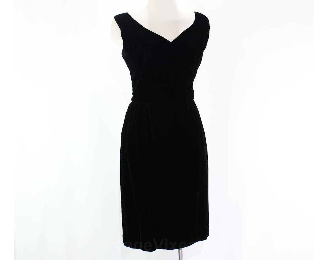 Size 4 Black Velvet Dress - Classic 1950s Audrey Style Cocktail - Fitt Vintage Vixen Clothing Size 4 Black Velvet Dress - Classic 1950s Audrey Style Cocktail - Fitt Vintage Vixen Clothing