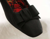 Size 8.5 Shoes - Black Crepe 1960s Pumps - Classic 50s 60s Cocktail Hour Heels with Mod Bows - NOS Deadstock - Parisian Label - Size 8 1/2 M
