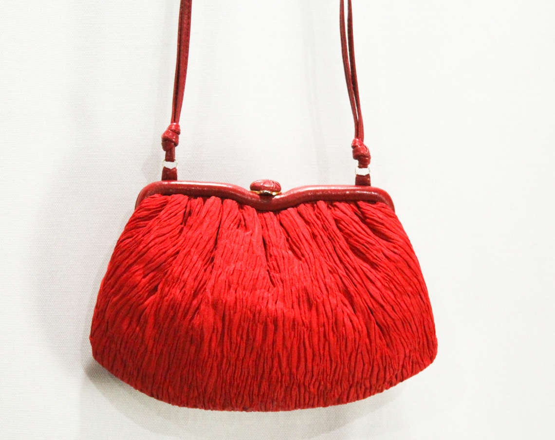 16 Red Handbags Trending for 2024