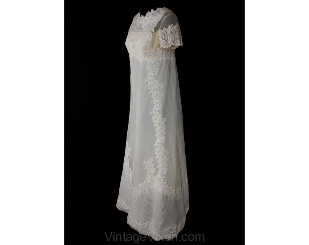 Size 8 Wedding Gown - Antique Style 1960s Net Bridal Gown with Lace & Vintage Vixen Clothing Size 8 Wedding Gown - Antique Style 1960s Net Bridal Gown with Lace & Vintage Vixen Clothing