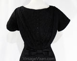 Size 8 1950s Dress - Audrey Style 50s 60s Black Lace Sheath - Fitted Hourglass with Blouson Back Detail - Chic Short Sleeve - Waist 28