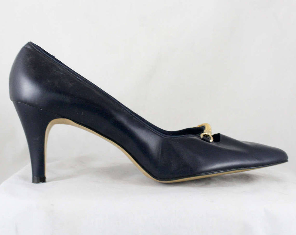 Size 8 Navy Shoes - 1950s 1960s Dark Blue Heels by Cotillion - 60s Unworn Deadstock - Leather & Metal Buckle Bit Trim - Wide Width - 47112-2