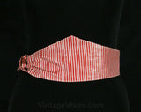 Medium 80s Belt - Vintage 1980s Red & White Candy Stripe - Size 8 to 10 - Bold Striped Leather with V Point Waist - Fits 26 to 28 Inches