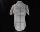 XS Small Men's Western Shirt - 1970s 80s Rockabilly Cowhand Mens Top - Short Sleeved Beige Neutral White Plaid Cotton - Neck 14 - Chest 37.5