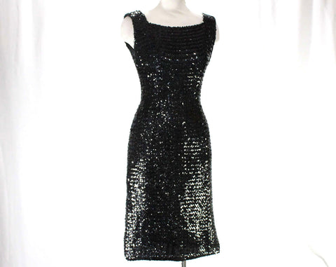 Curvy fit 1950s black cotton wiggle dress XS-S 35 bust 26 waist 38