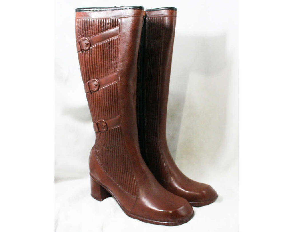 Size 5 Trompe L'Oeil 60s Boots - Brown Waterproof Rubber - Sophisticated 1960s - Faux Buckles - Fleece Lined - Unworn - Deadstock - 43295-18