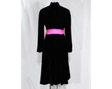 Size 10 Designer Cocktail Dress - 1960s Black Velvet Flapper Chic with Pink Silk Sash - Medium Long Sleeved - Oscar de la Renta - Bust 38