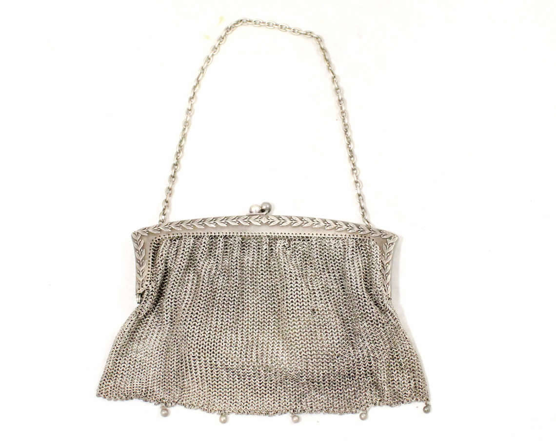 1910s Nickel Silver Purse - Authentic Antique Edwardian Metal Mesh Bag –  Vintage Vixen Clothing