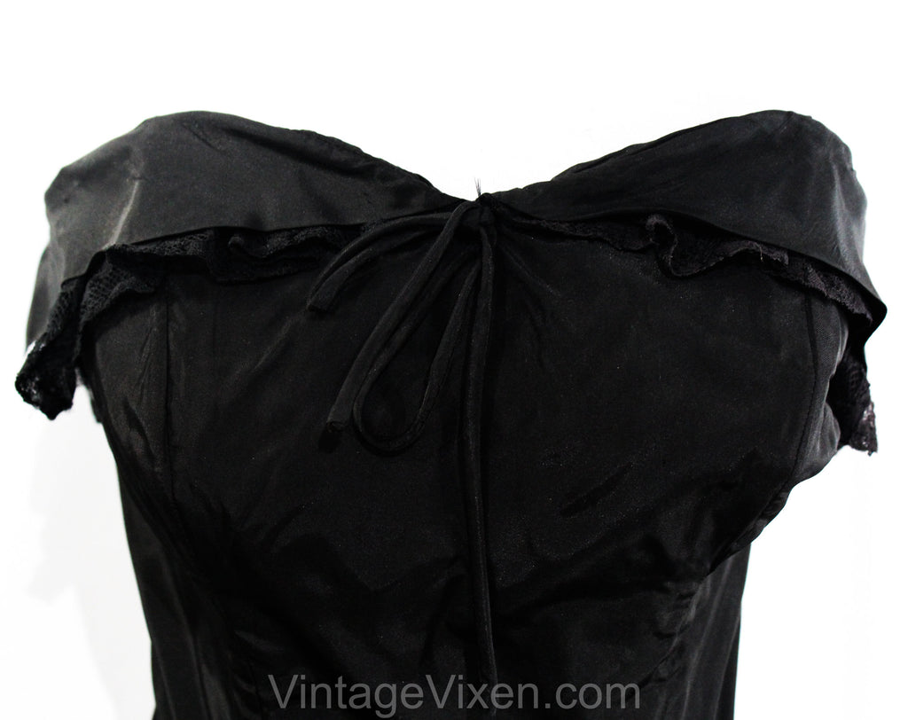 Size 2 1940s Evening Dress - XS Black Taffeta Authentic 30s 40s Formal Vintage Vixen Clothing Size 2 1940s Evening Dress - XS Black Taffeta Authentic 30s 40s Formal Vintage Vixen Clothing