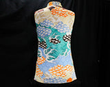 Size 0 Asian Vest - 1960s 70s Quilted Floral Sleeveless Tunic - Far East Scenic Waves Novelty Print - Mandarin Collar - Orange Blue Brown