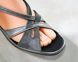 Size 7 Gray Sandal - Deco Style 70s Sandals - Metallic Silver & Suede 1970s Shoes - Deadstock - Peep Toe Slingback - 7N Narrow - 43218-3