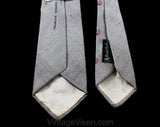1950s Gray Silk Tie - 50s Red & Black MCM Medallions Print Men's Necktie - Atomic Elegance - Skinny 50's Cravat Titled Francais Moderne