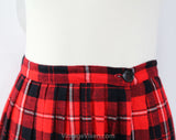 Size 6 Red Skirt - 50s Pleated Tartan Windowpane Winter Plaid - 1950s Black White & Candy Apple - Festive Christmas Colors - Waist 25.5