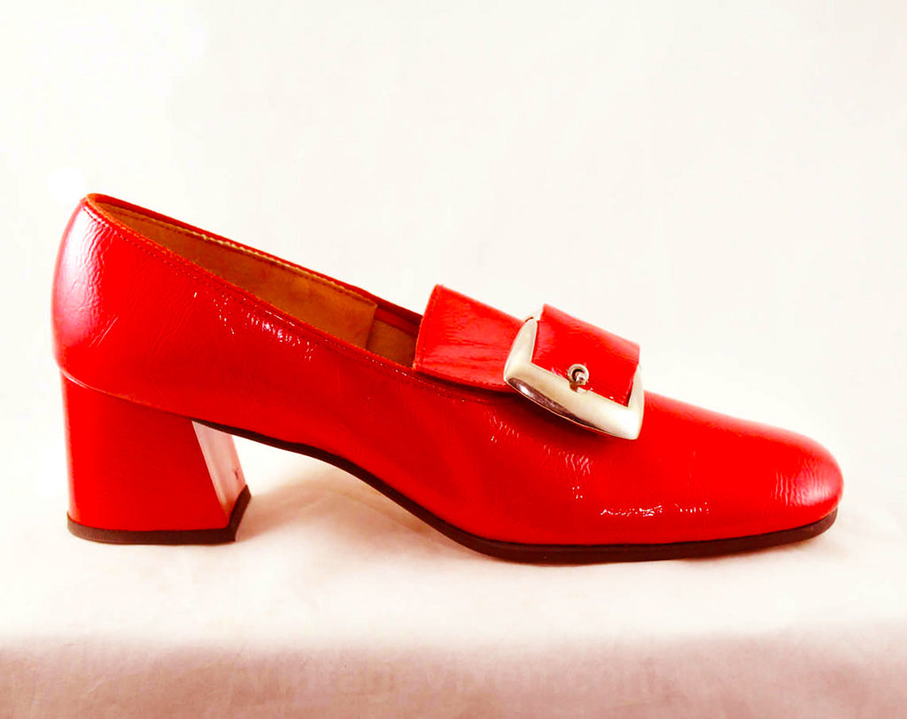 Size 6 Red 60s Loafers - Never Worn 1960s Mod Shoes - 60s Wet Look Vinyl Pumps - Double Silvertone Buckle - NOS in Box - 6AA Narrow