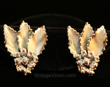 Pretty 1950s Metal Flower Earrings - Silvertone Silver Color Metallic Leaves - 1950s Leaf Jewelry - Lovely Clip Earrings - 33981-1