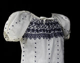 Size 6 Peasant Top - Small 1970s Hippie Style Summer Blouse - White & Indigo Blue Puff Sleeve Shirt - Folk 70s Hearts Embroidery - Bust 35