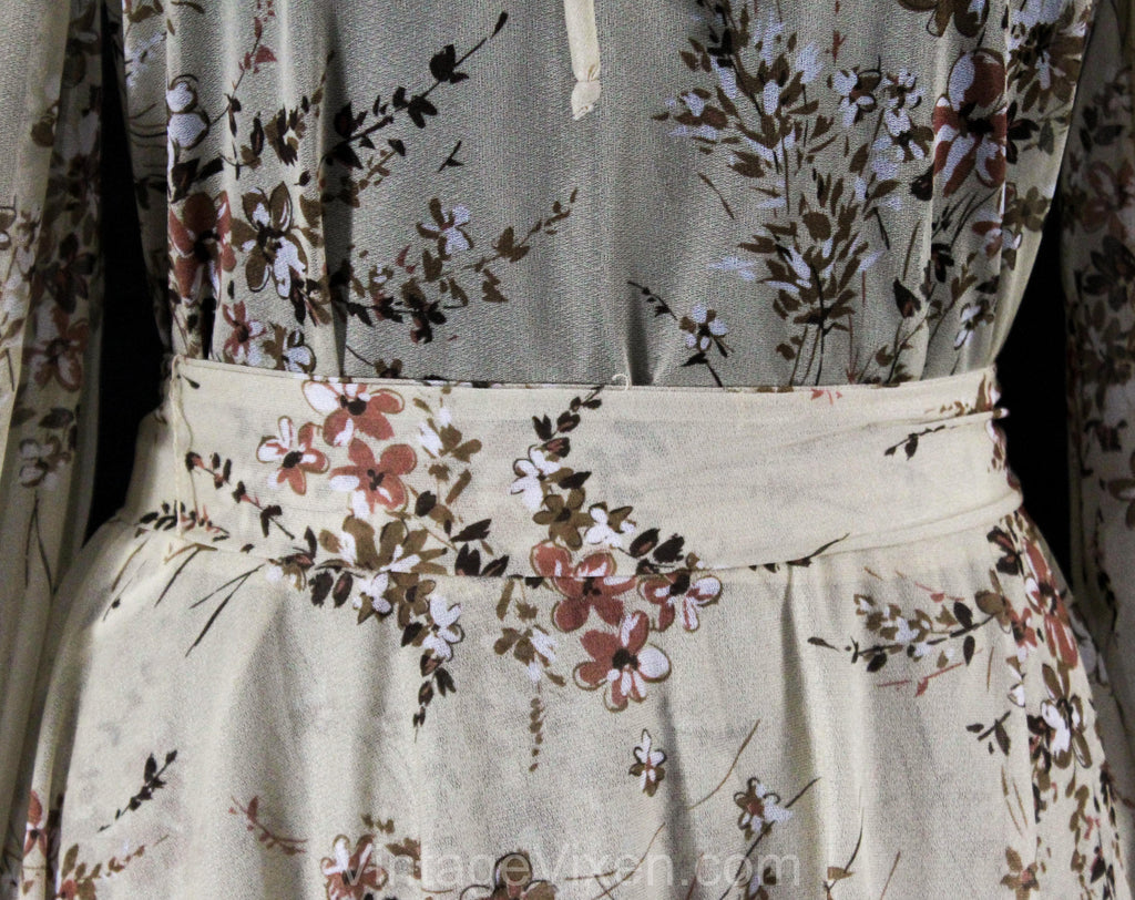 Size 10 Peasant Dress - Beige Daisy Print 70s Sheer Boho Top & Flared Vintage Vixen Clothing Size 10 Peasant Dress - Beige Daisy Print 70s Sheer Boho Top & Flared Vintage Vixen Clothing