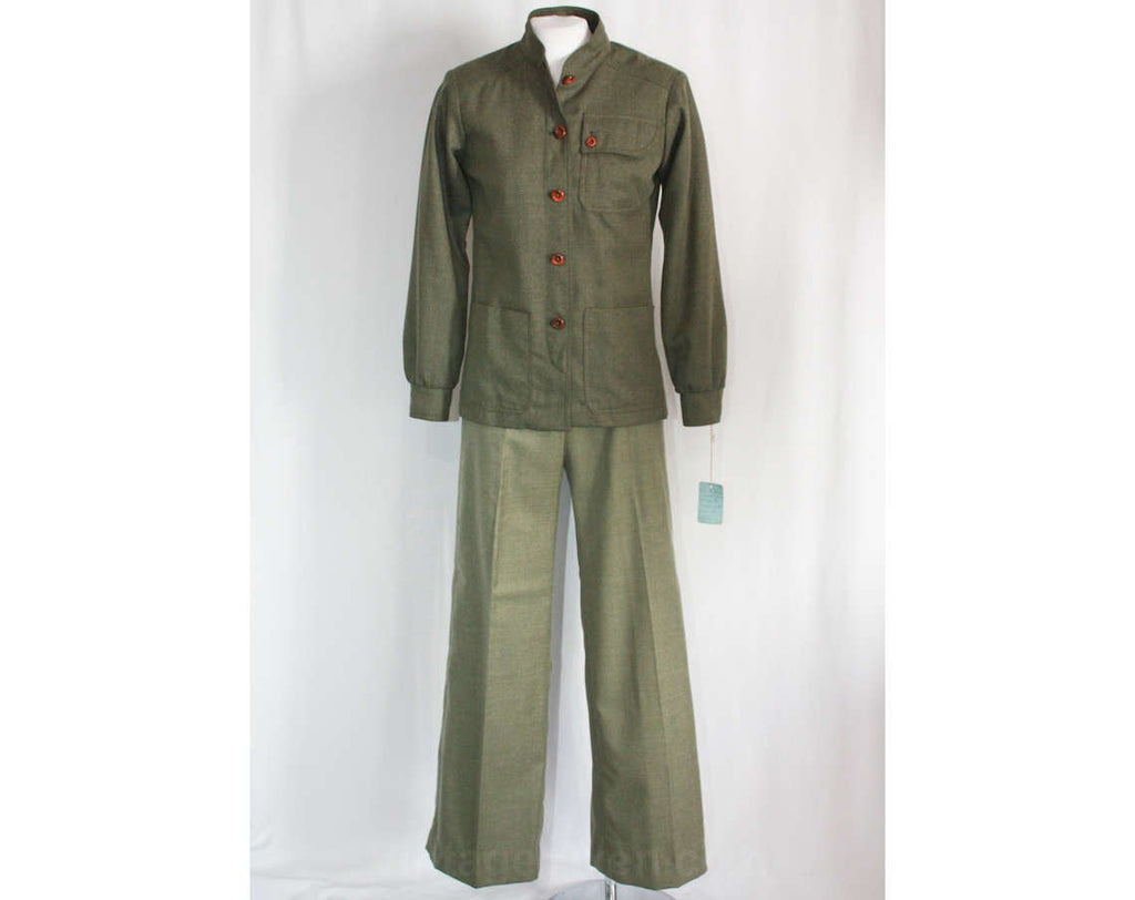 Size 6 Chic Militarist 1960s Sage Nehru Collar Pant Suit by Youth Guild - Army Green - Mint Condition - 60s Deadstock - Bust 34 - 36105