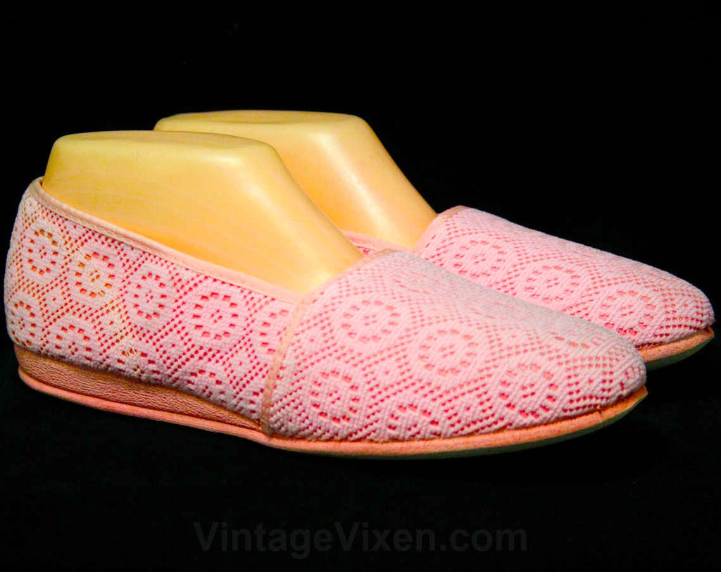 Size 9.5 Pink Shoes - Casual Lace Pattern Flats - 1960s Slip On Style - Spring Summer - Soft Rubber Sole - 60s House Wife Deadstock - 9 1/2