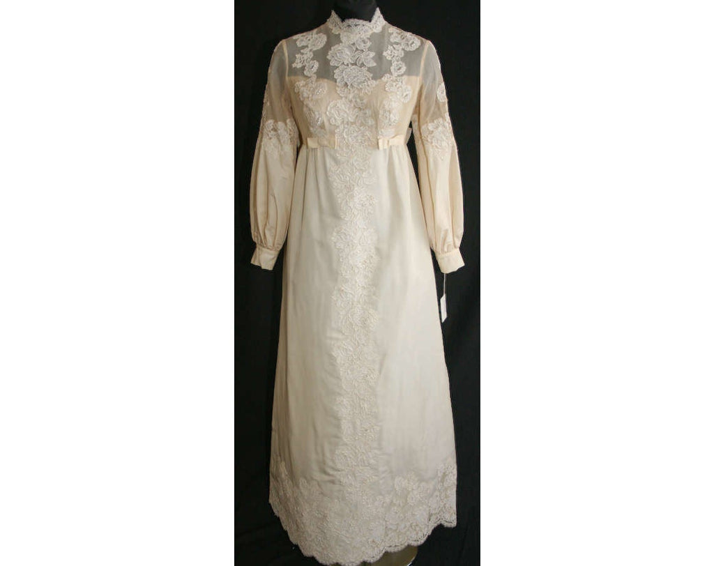 Size 6 Wedding Dress - 1960s Bow-Accented Empire Bridal Gown with Detachable Cathedral Train - Antique Style - NWT - Bust 34 - 31815-1