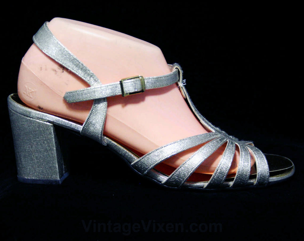 Size 7 Sparkling Silver Sandals - Glam 1960s Metallic Shoes - 60s Open Toe T Strap Evening Cocktail Pump - NOS Deadstock - 7M - 46146-9
