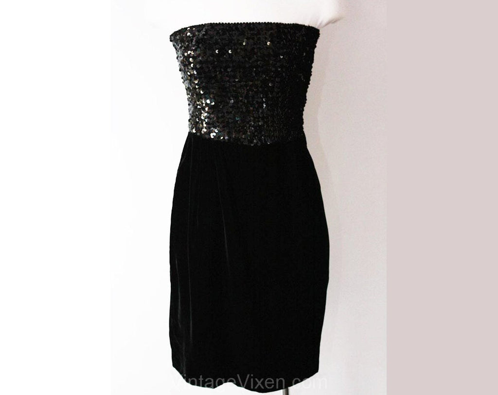 Size 8 Strapless Dress - Disco Diva 1980s Black Velvet Cocktail - Small Medium - Sequined Bodice - Near Mint - Bust to 41 - Waist 27 - 35044