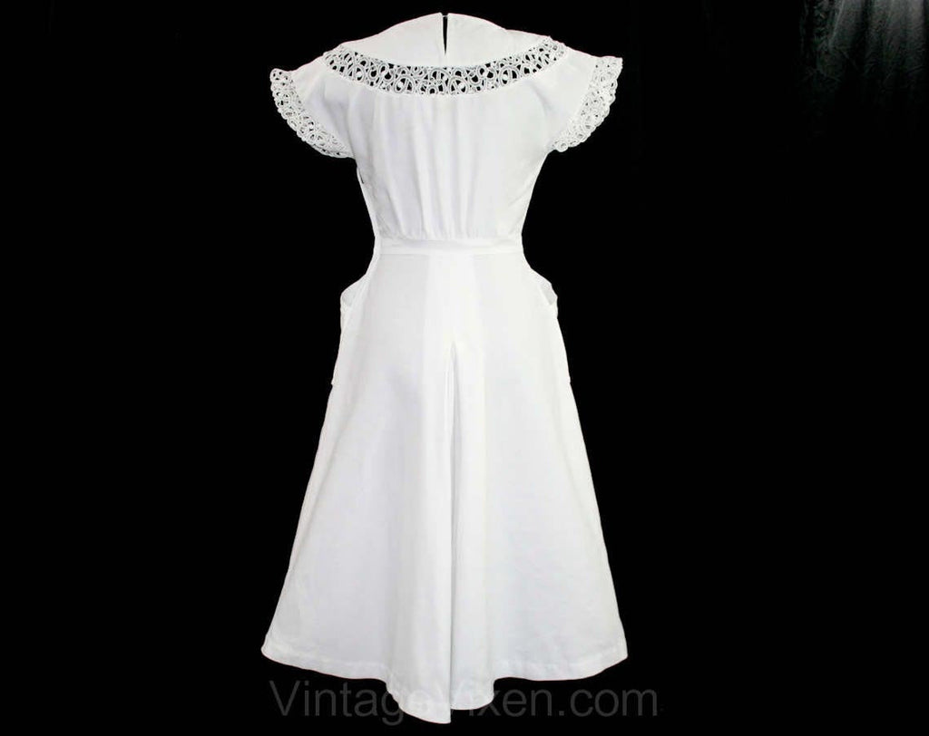 1940s white dress Vintage Quarter Sleeve Wedding perfect for a bride or just everyday wear Vintage 1940s White Cotton Crochet