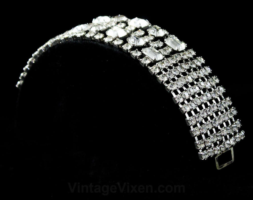 Glam 50s Bracelet - 1950s Clear Rhinestone Formal Evening - Glamorous Movie Star Style Jewelry - 50s Rhinestones Flexible Silvertone Metal
