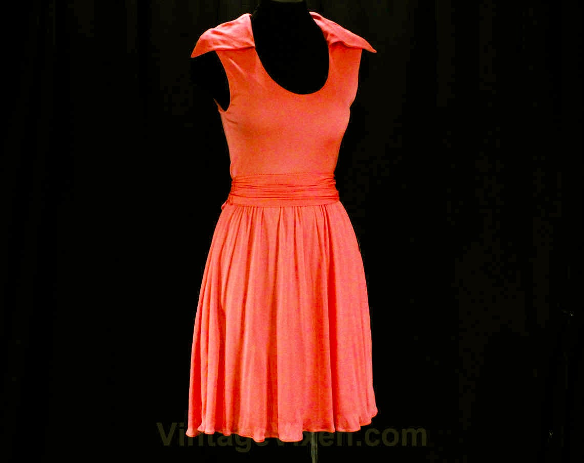 Size 4 Peach Cocktail Dress - Graceful 1960s Quality Orange Jersey Kni Vintage Vixen Clothing Size 4 Peach Cocktail Dress - Graceful 1960s Quality Orange Jersey Kni Vintage Vixen Clothing