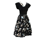 Size 8 Gorgeous 1950s Dress - Mid Century 50s Glamour - Black Fitted Bodice & Full Skirt - Sky Blue Long Stemmed Roses Print - Waist 27
