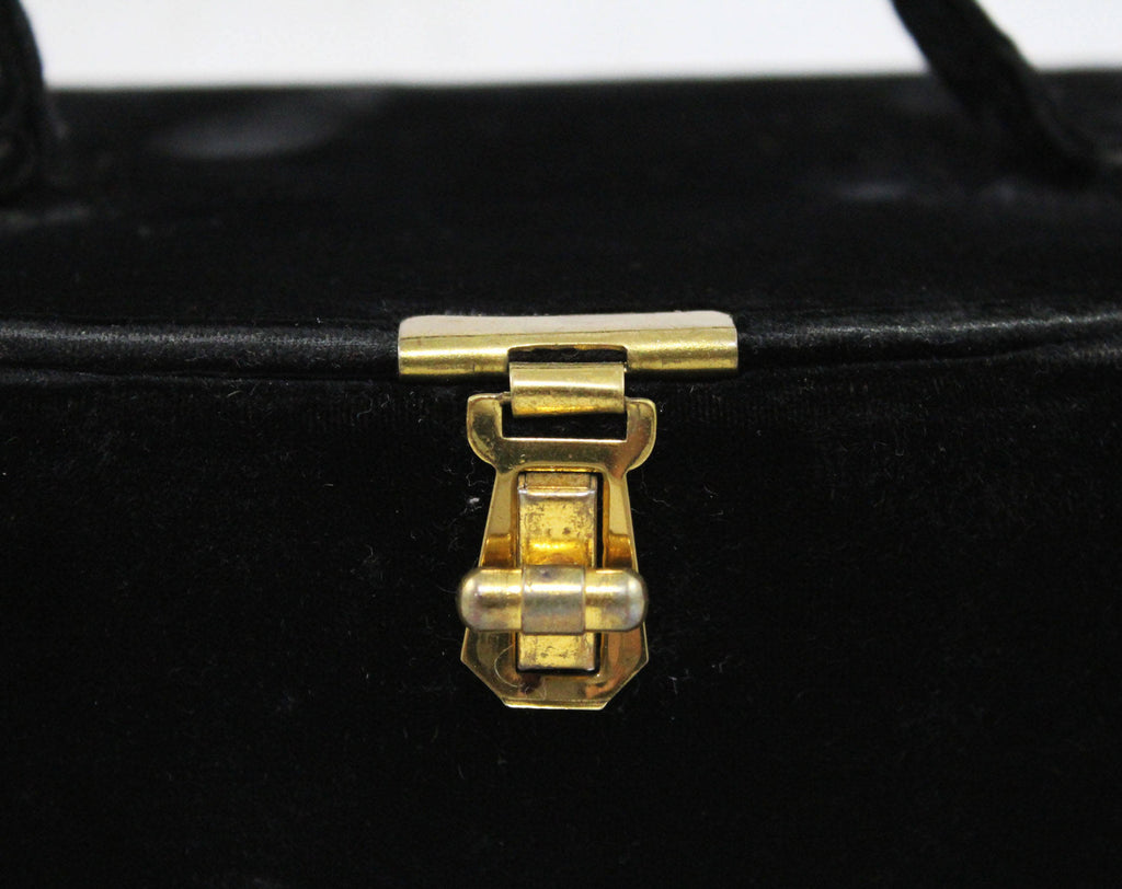 1930s Black Box Bag - Deco Velvet 30s Handbag - Brass Hardware - Mirro –  Vintage Vixen Clothing