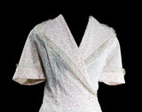 Size 10 1950s Robe - Summer 50s Housewife Style House Dress - Pink & White Daisy Print Cotton with Sheer Trim - Short Sleeve - Waist 27.5