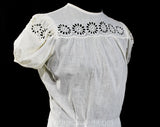Size 6 1940s Peasant Blouse - Fresh White Cotton Short Sleeved Top with Daisy Eyelet Embroidery - 40s Spring Summer Sheer Shirt - Bust 34