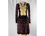 Size 6 Flourish Dress - Chic 1960s Border Print Design - 60s Silky Jersey Knit - Black Purple Amber Brown - Designer Look - Bust 34 - 46884