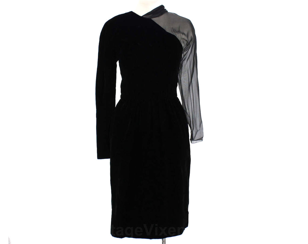 Size 6 Film Noir Cocktail Dress - 1950s Style Avant Garde Black Velvet Vintage Vixen Clothing Size 6 Film Noir Cocktail Dress - 1950s Style Avant Garde Black Velvet Vintage Vixen Clothing