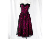 Size 2 Strapless Cocktail Dress - Gunne Sax Magenta Pink Satin & Black Lace Saloon Girl Style Gown - XS Boned Bodice Full Skirt - Bust 31.5